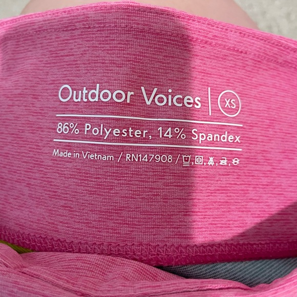 NWT Outdoor Voices Colorblock Biker Shorts - Picture 4 of 7